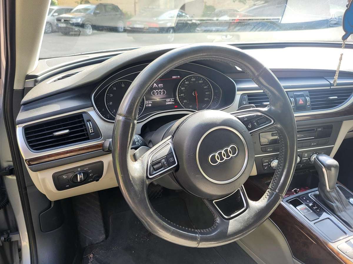Audi A6, 3.0 l., saloon / sedan
