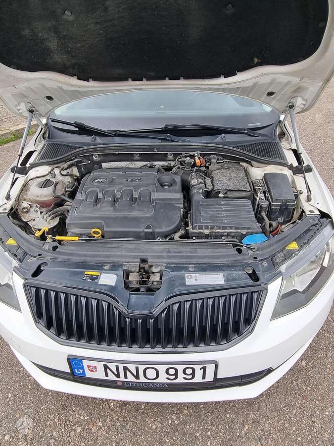 Skoda Octavia, 1.6 l., hatchback