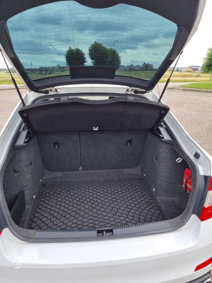 Skoda Octavia, 1.6 l., hatchback