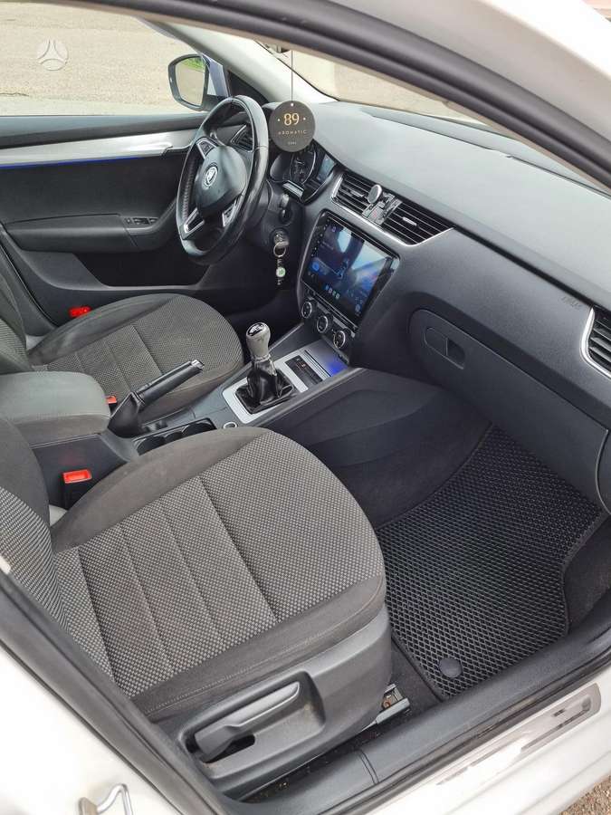 Skoda Octavia, 1.6 l., hatchback