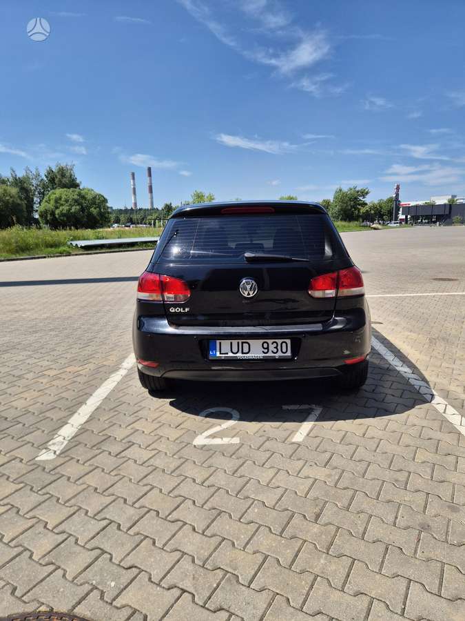 Volkswagen Golf - 3