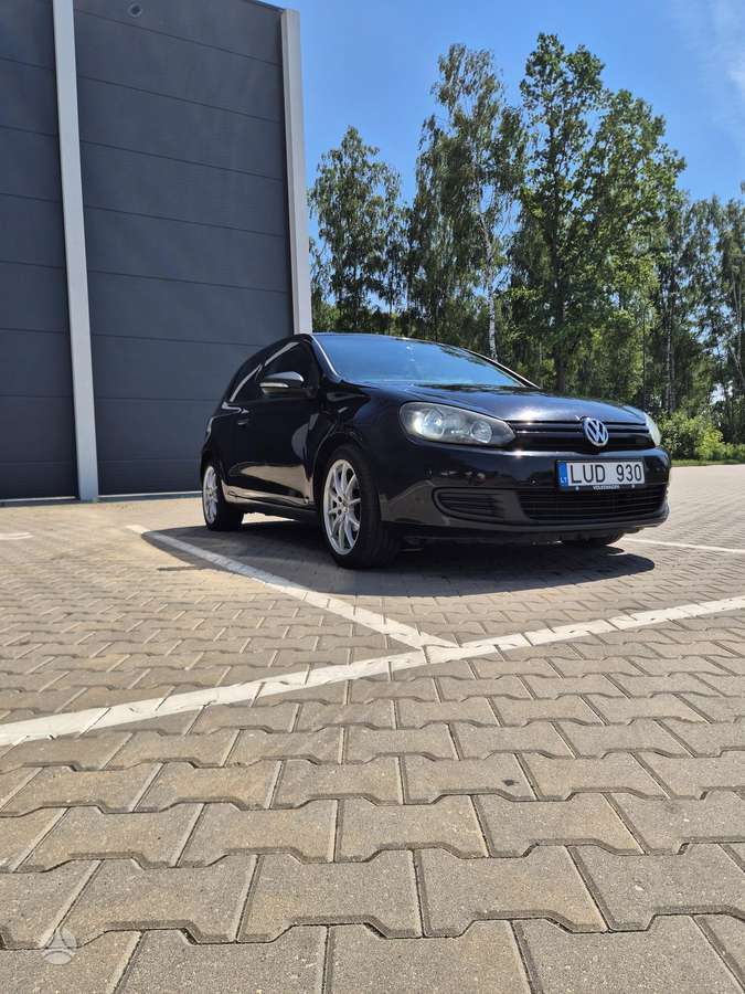 Volkswagen Golf - 5