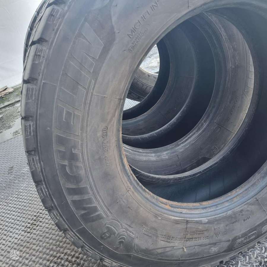Michelin, universalios 315/70 R22,5