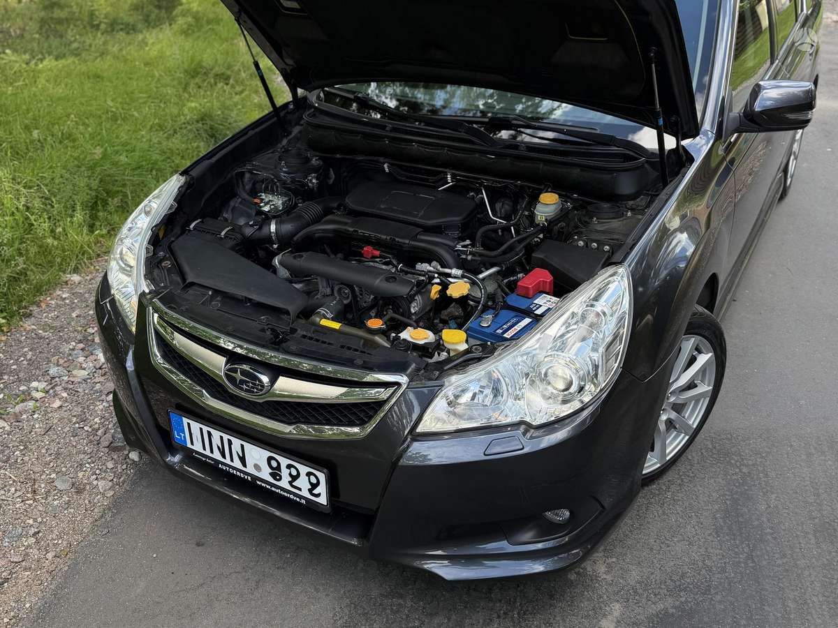 Subaru Legacy, 2.5 l., Седан