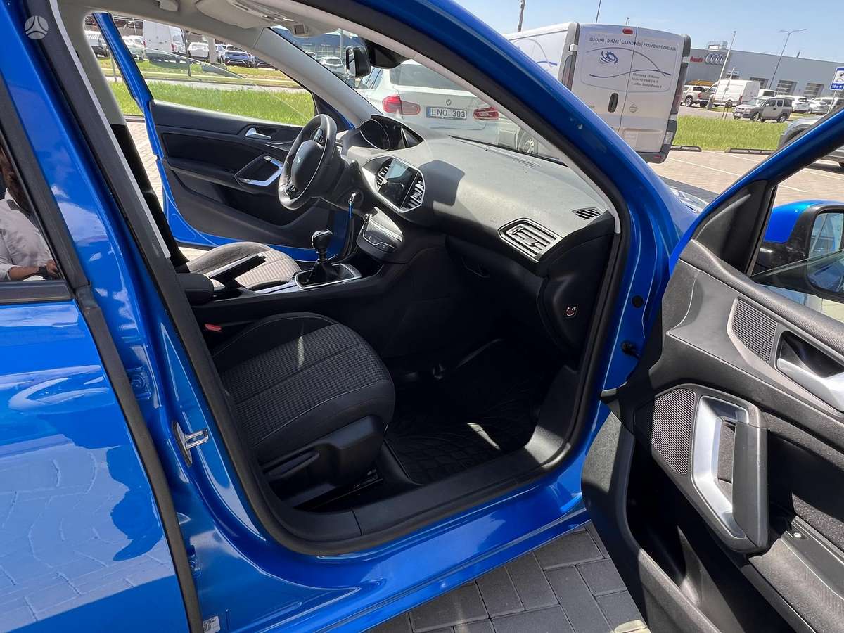 Peugeot 308 - 6