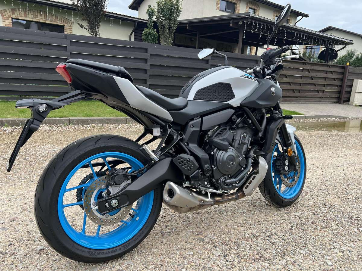 Yamaha MT 07 700cc, street / classic