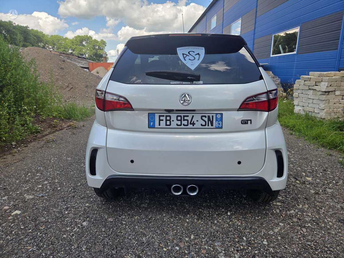 Aixam GTI, hatchback