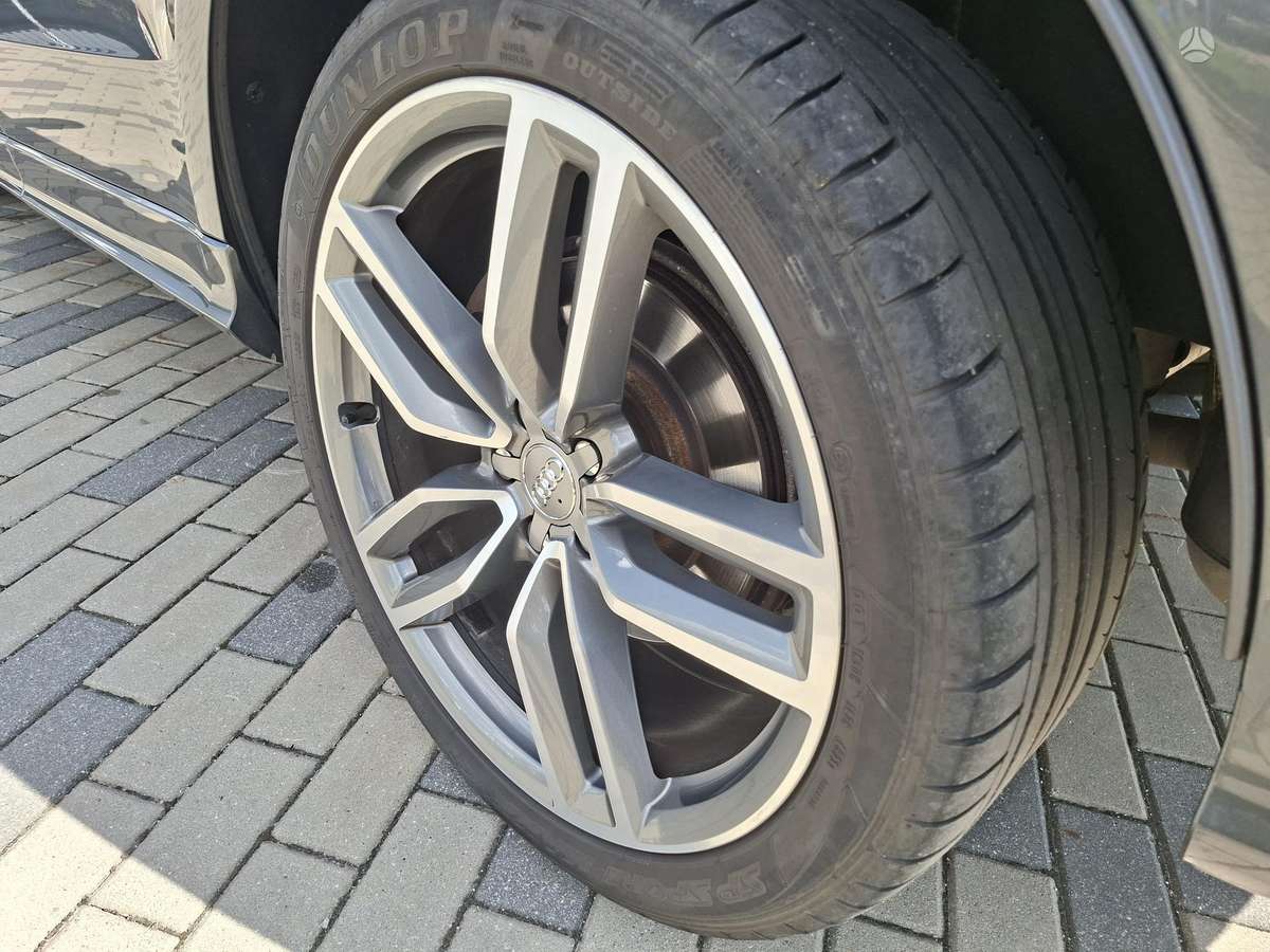 Audi Q5, 3.0 l., hatchback
