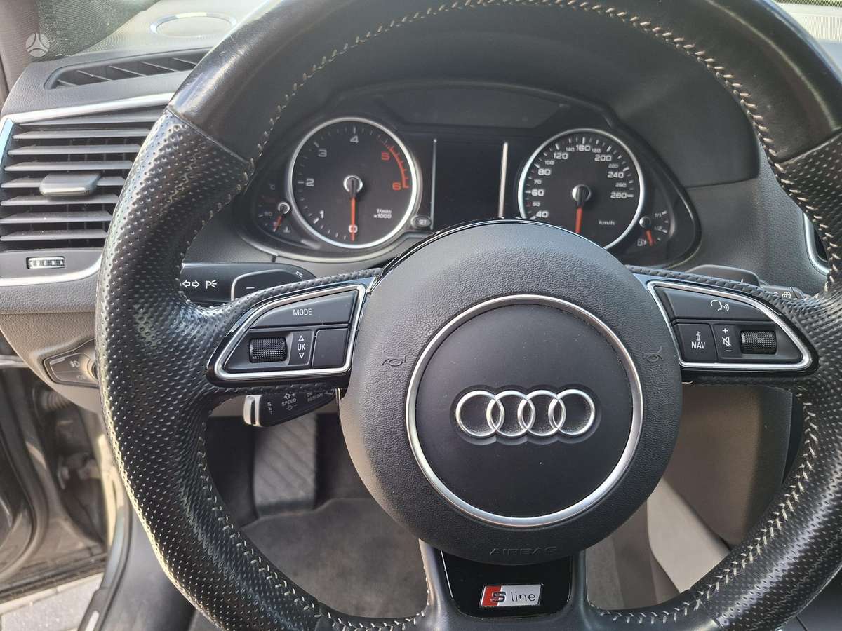 Audi Q5, 3.0 l., hatchback