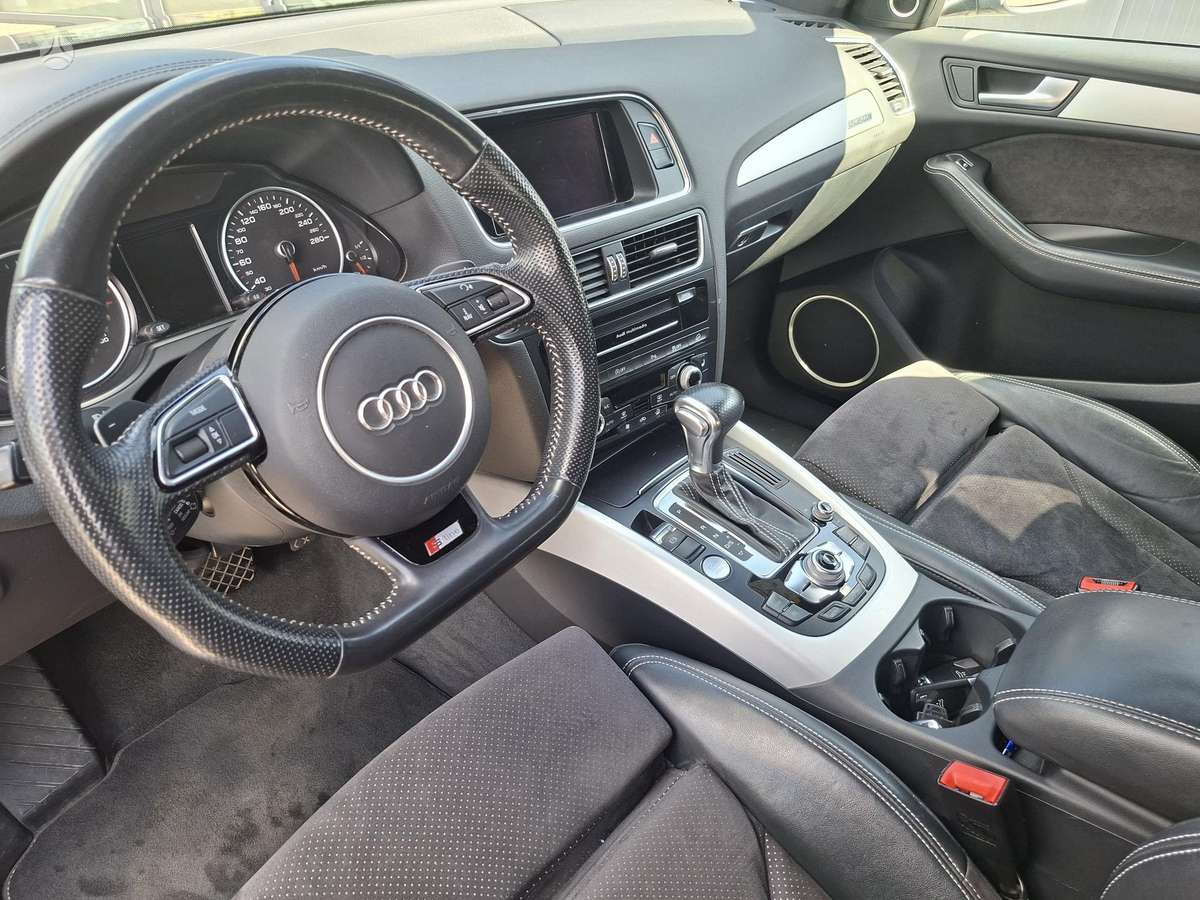 Audi Q5, 3.0 l., hatchback