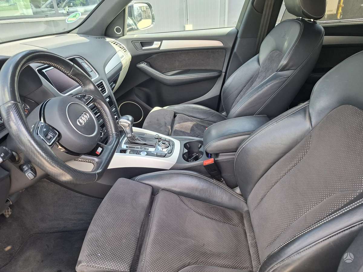 Audi Q5, 3.0 l., hatchback