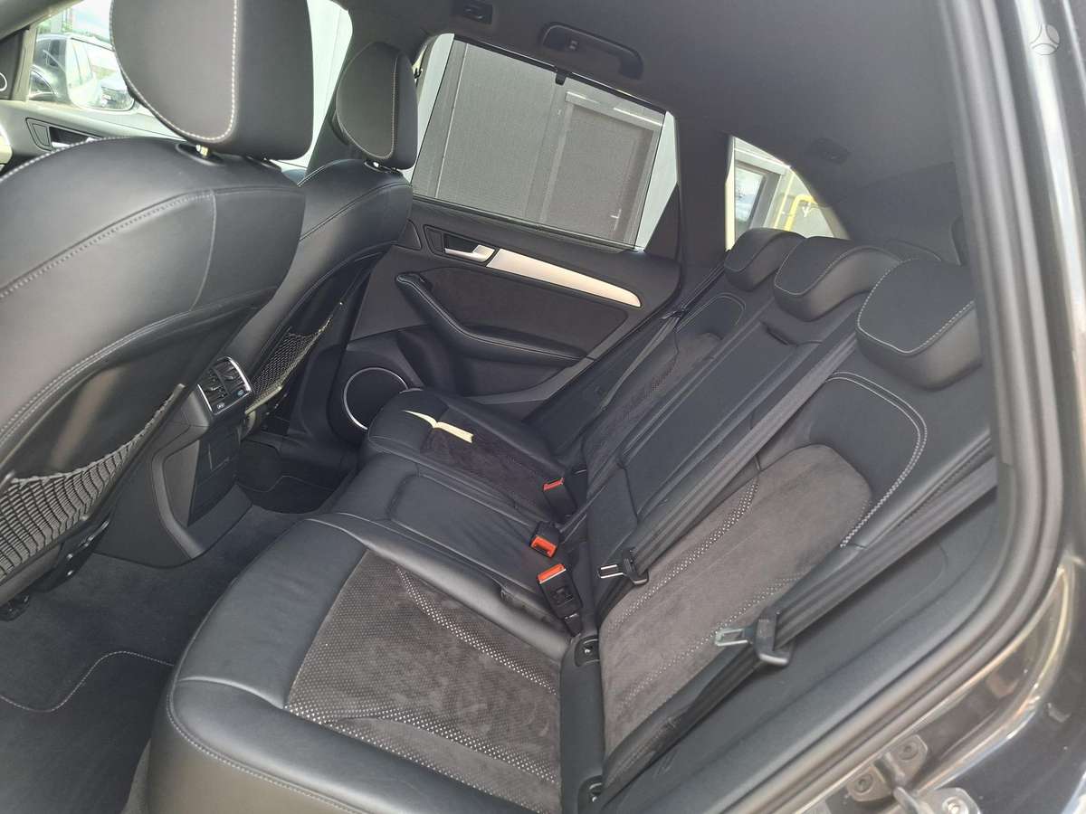 Audi Q5, 3.0 l., hatchback