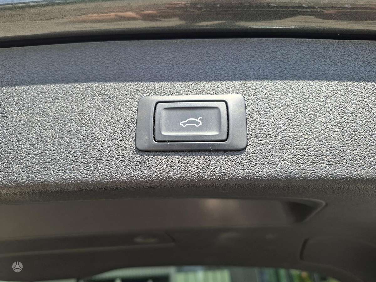 Audi Q5, 3.0 l., hatchback