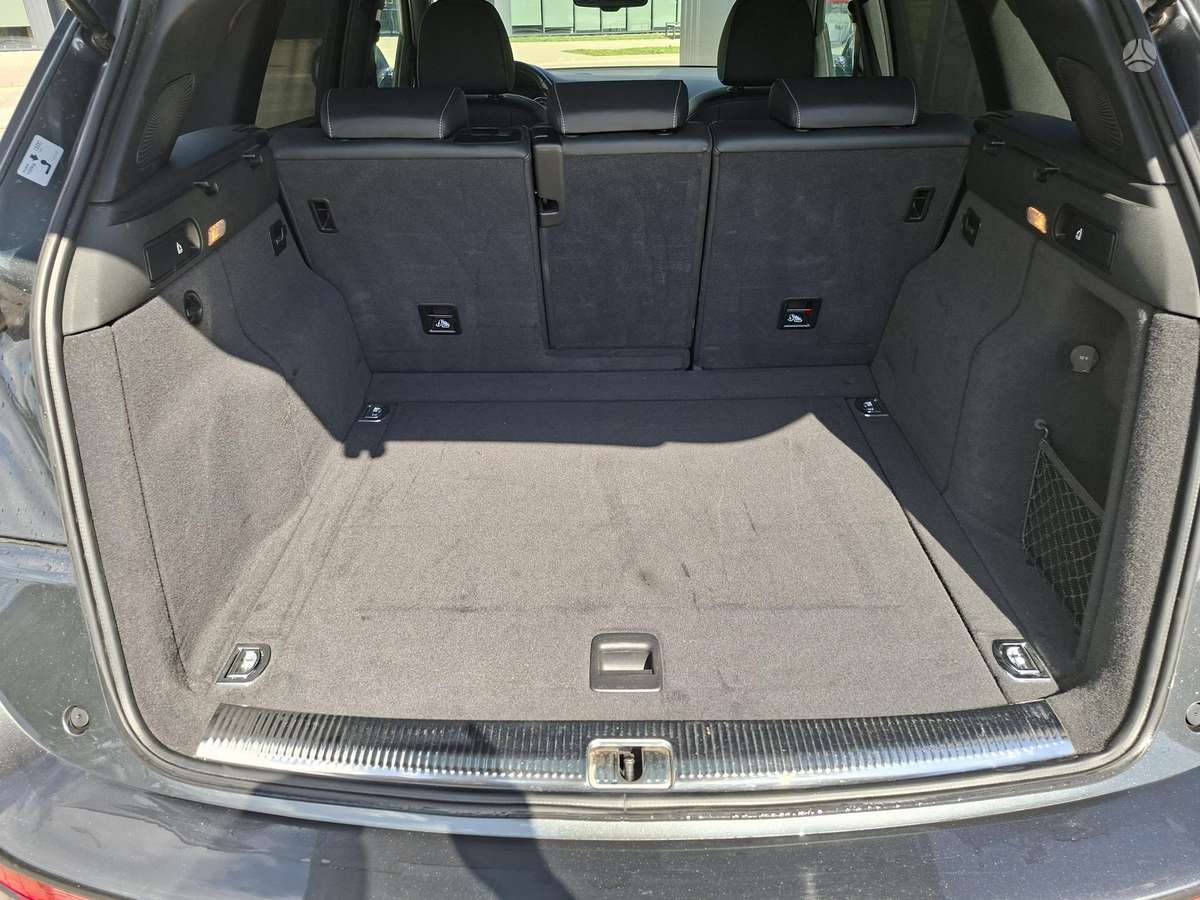 Audi Q5, 3.0 l., hatchback