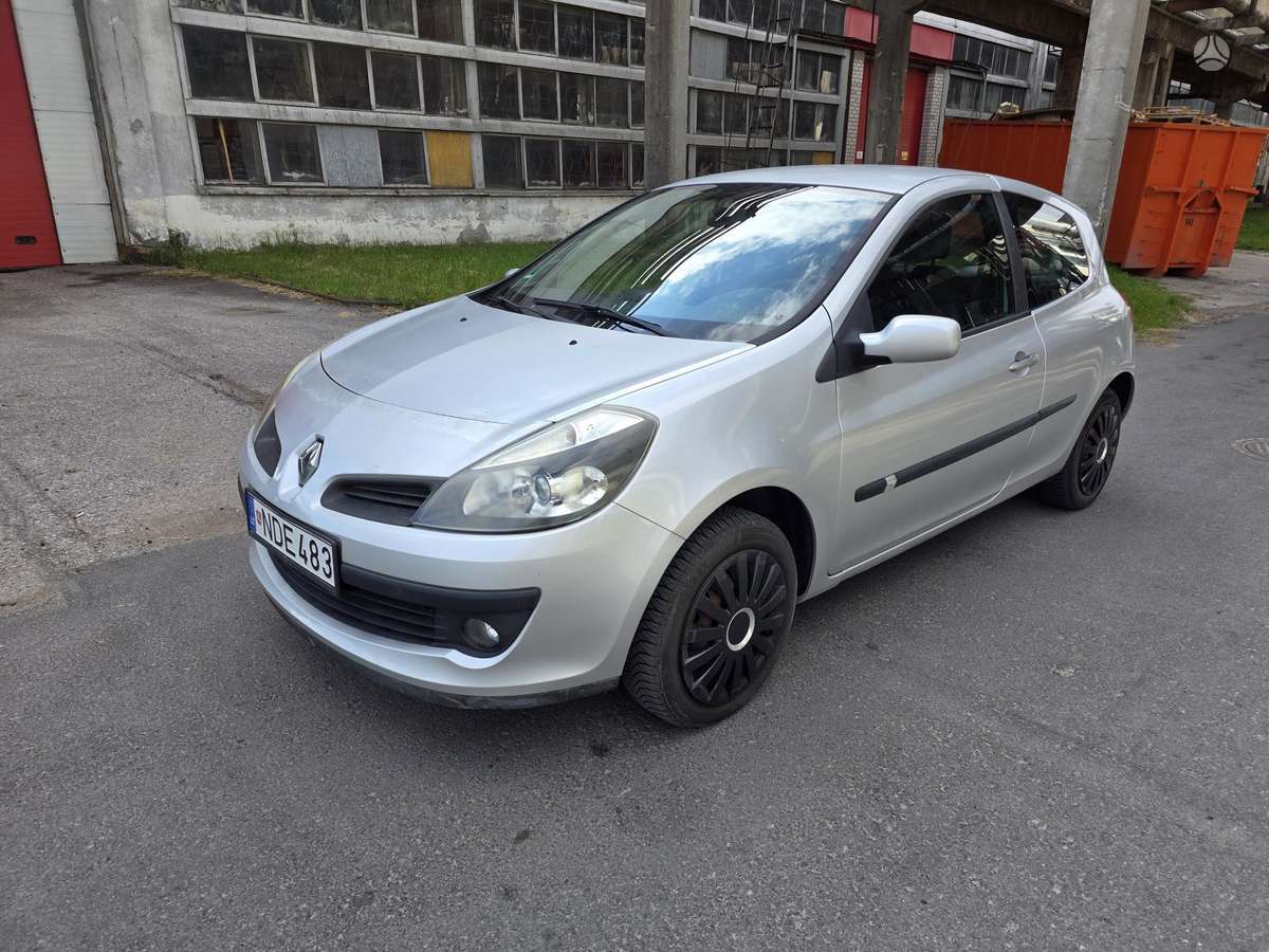 Renault Clio, 1.2 l., hatchback