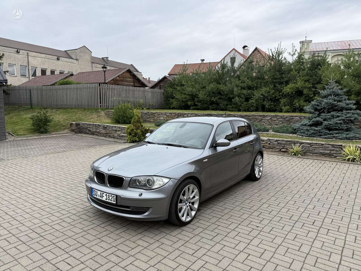 BMW 120, 2.0 l., hatchback