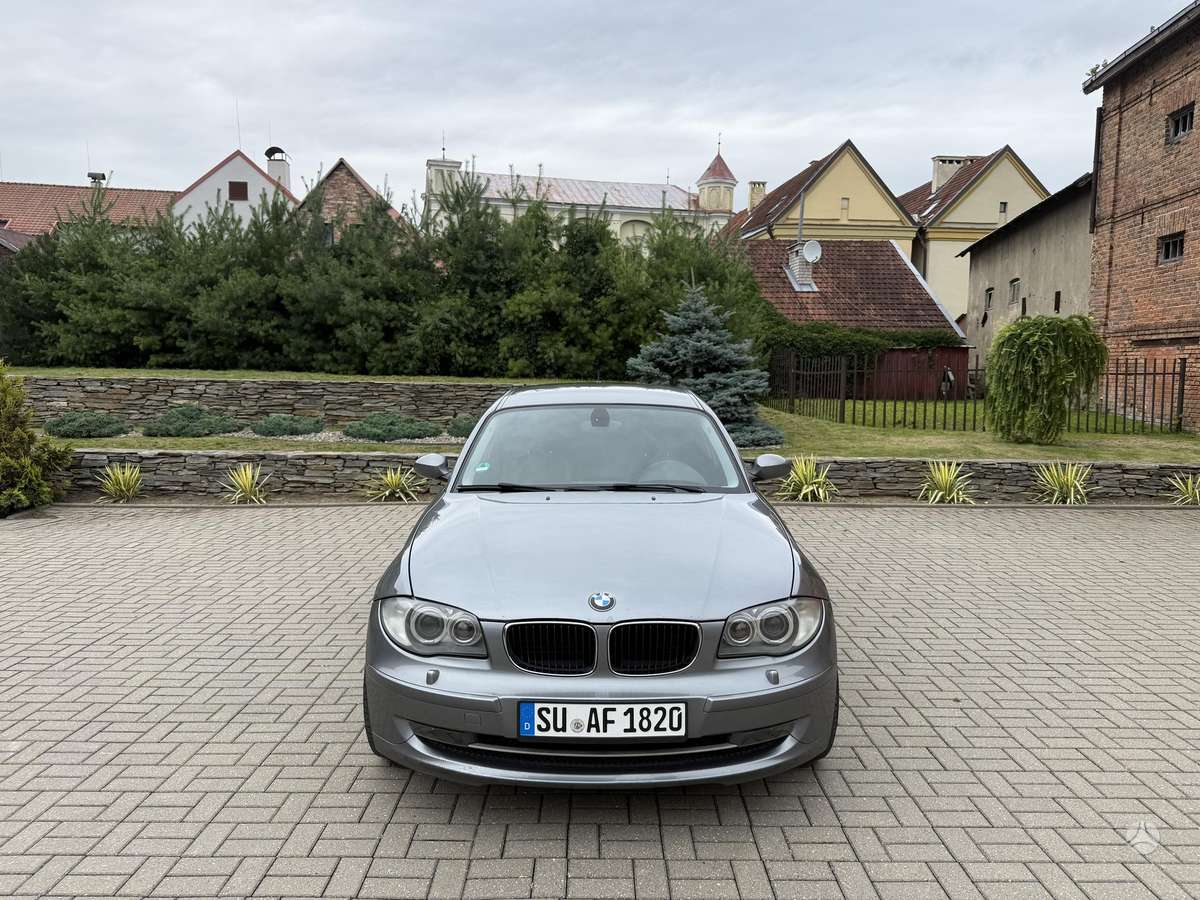 BMW 120, 2.0 l., hatchback