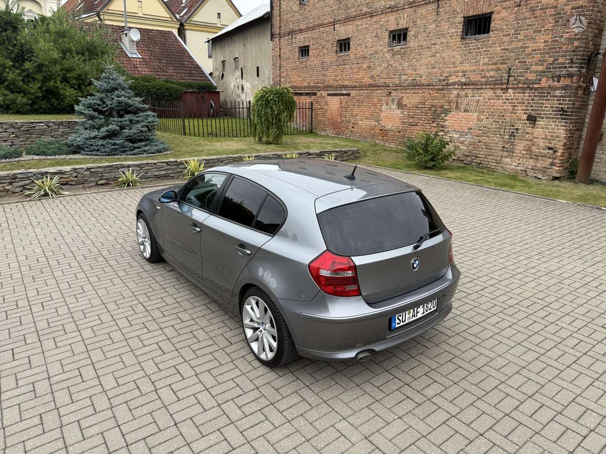 BMW 120, 2.0 l., hatchback