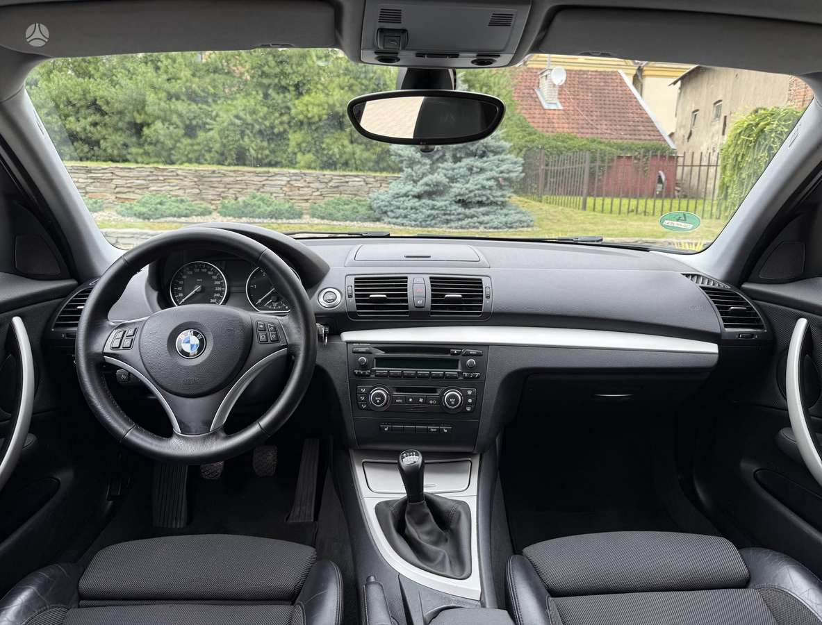 BMW 120, 2.0 l., hatchback
