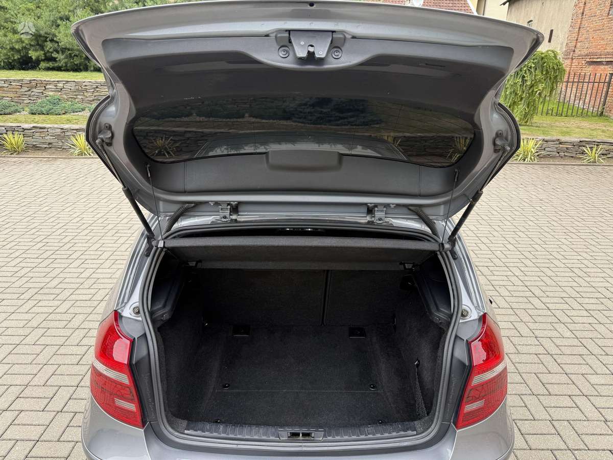 BMW 120, 2.0 l., Хэтчбек