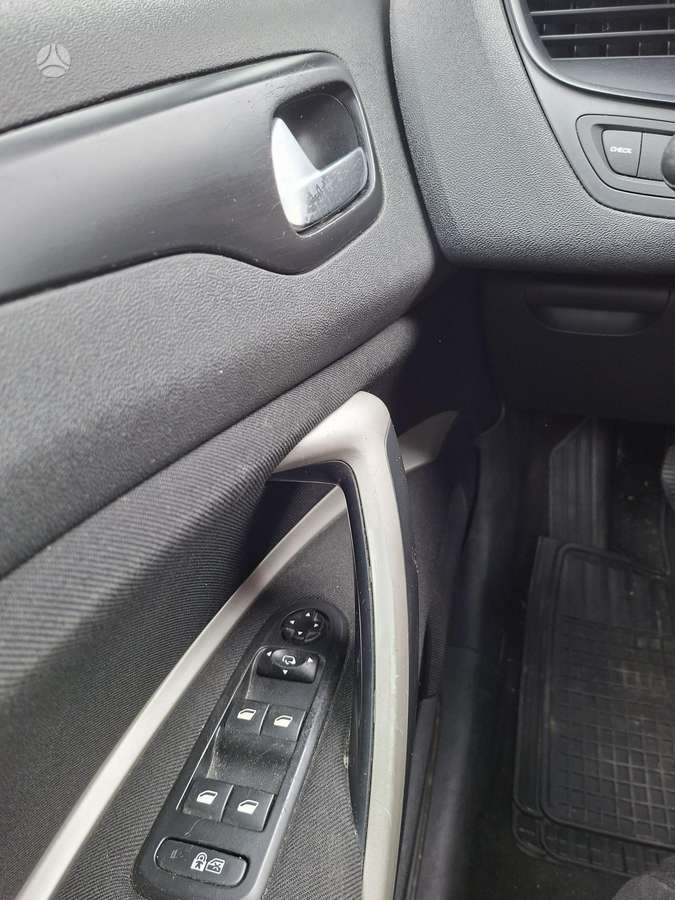 Citroen C5, 1.6 l., Седан