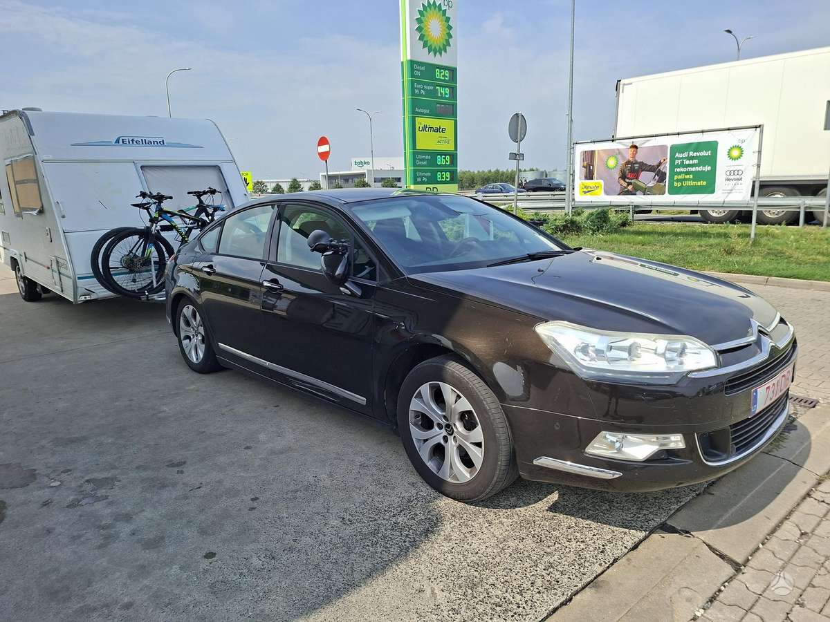 Citroen C5, 1.6 l., Седан