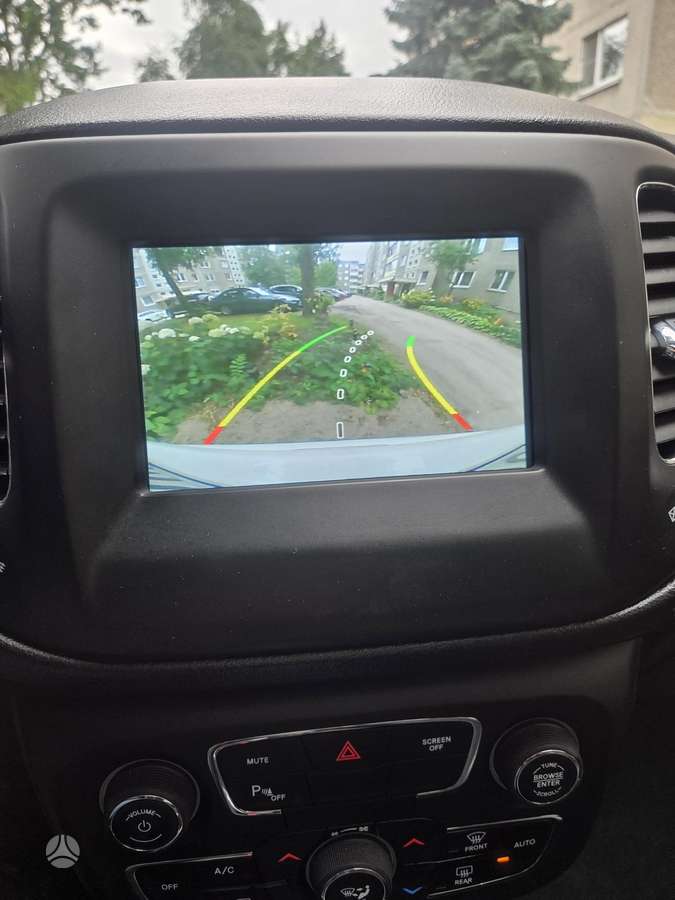 Jeep Compass, 2.4 l., off-road / crossover