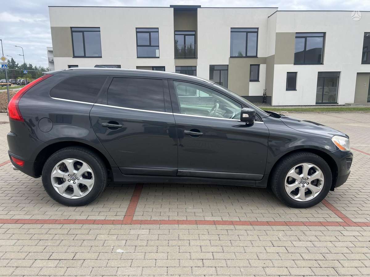 Volvo XC60 - 8