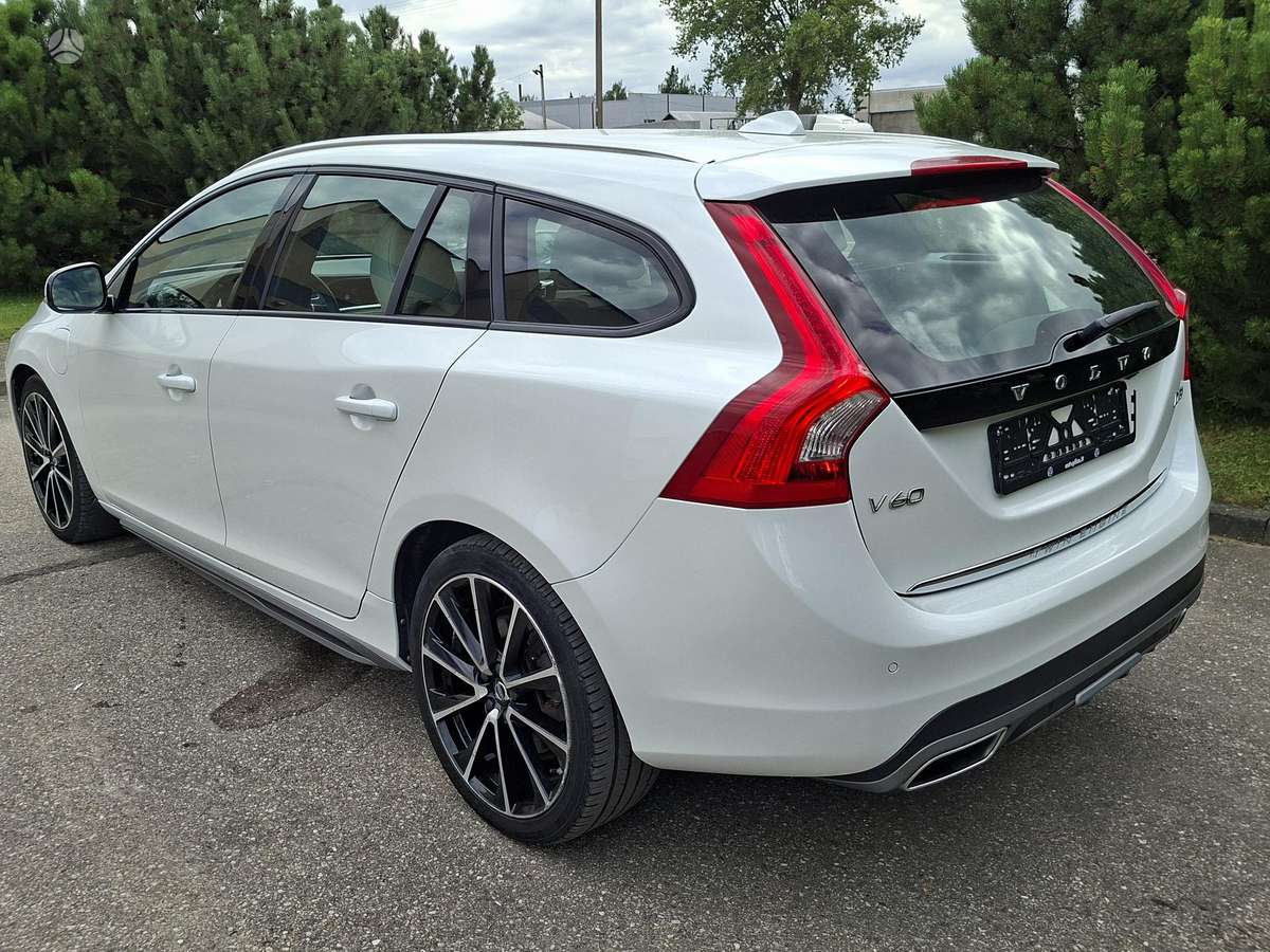 Volvo V60, 2.4 l., Универсал