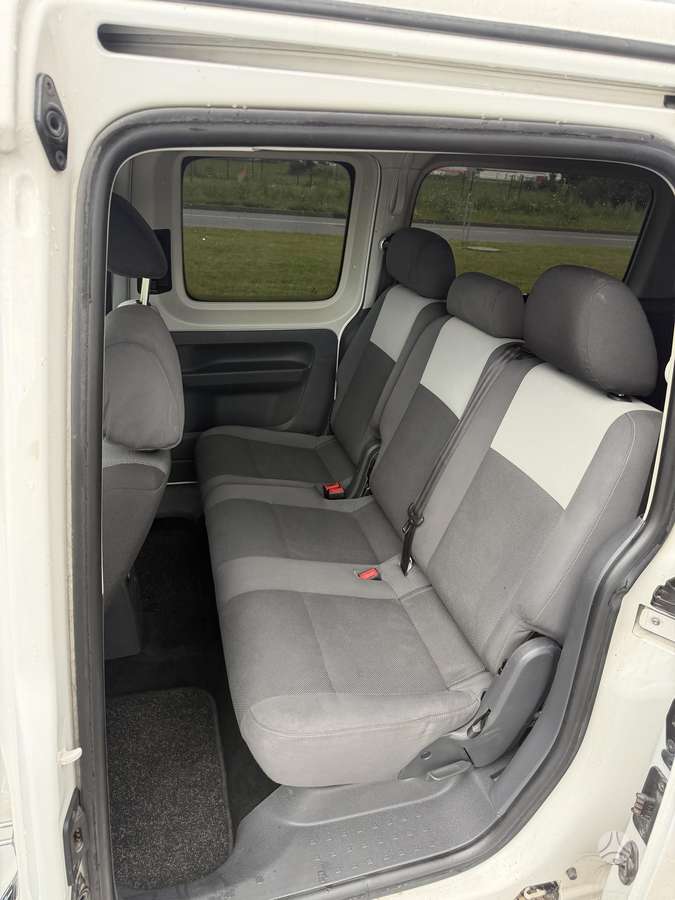 Volkswagen Caddy - 9