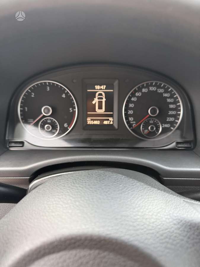 Volkswagen Caddy - 10