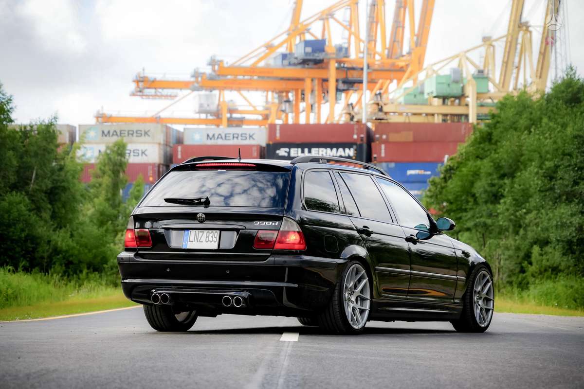 BMW 330, 2.9 l., universalas