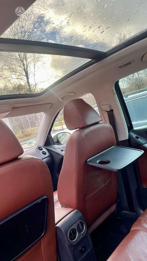 Volkswagen Tiguan - 6