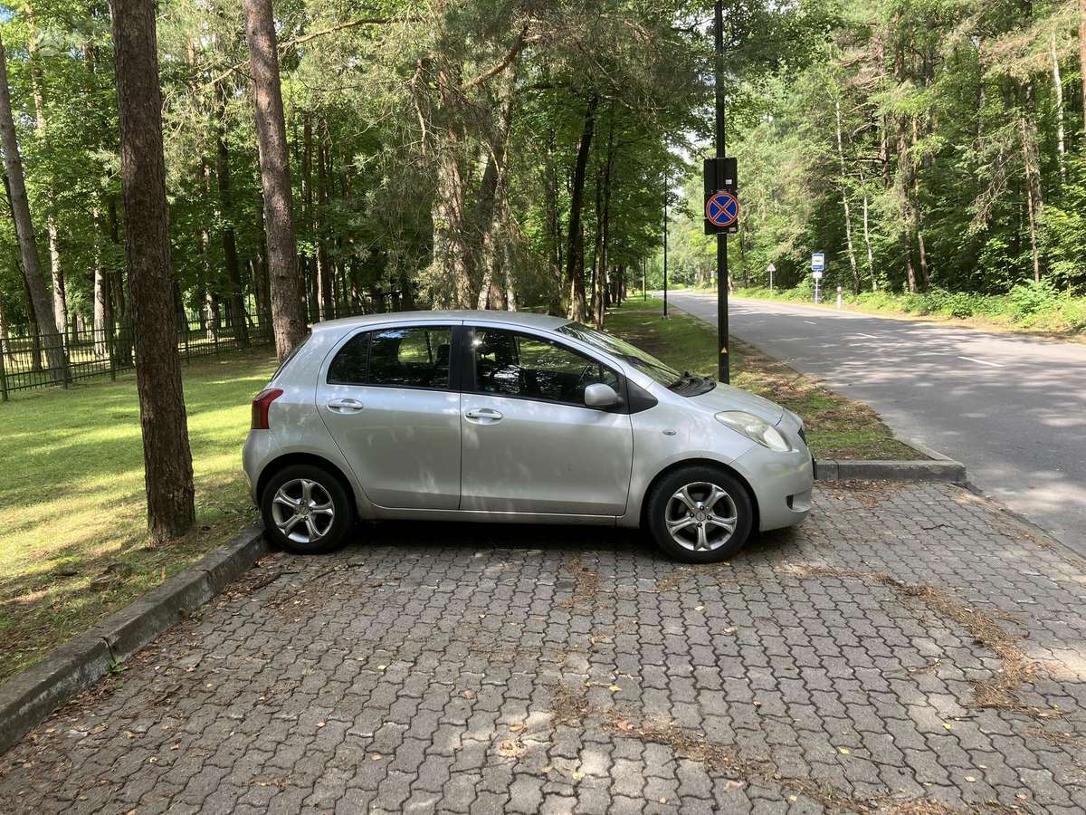 Toyota Yaris - 3