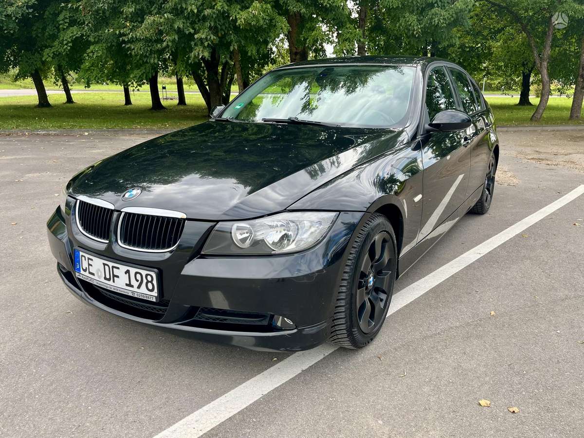 BMW 320, 2.0 l., Седан