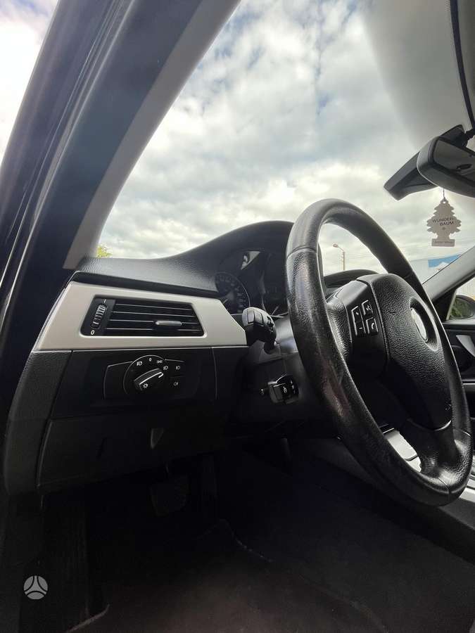 BMW 320, 2.0 l., wagon
