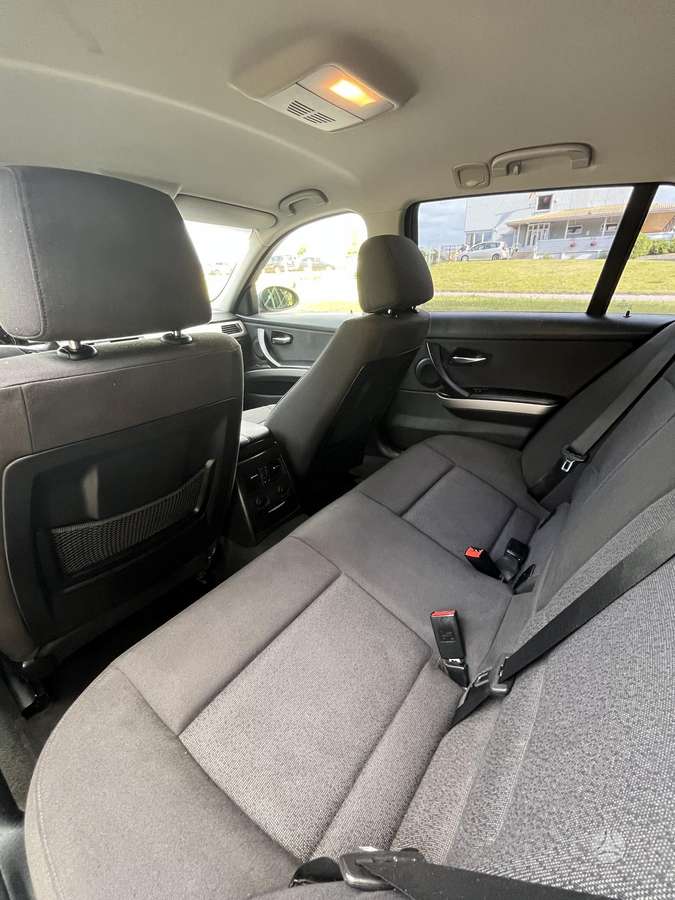 BMW 320, 2.0 l., wagon