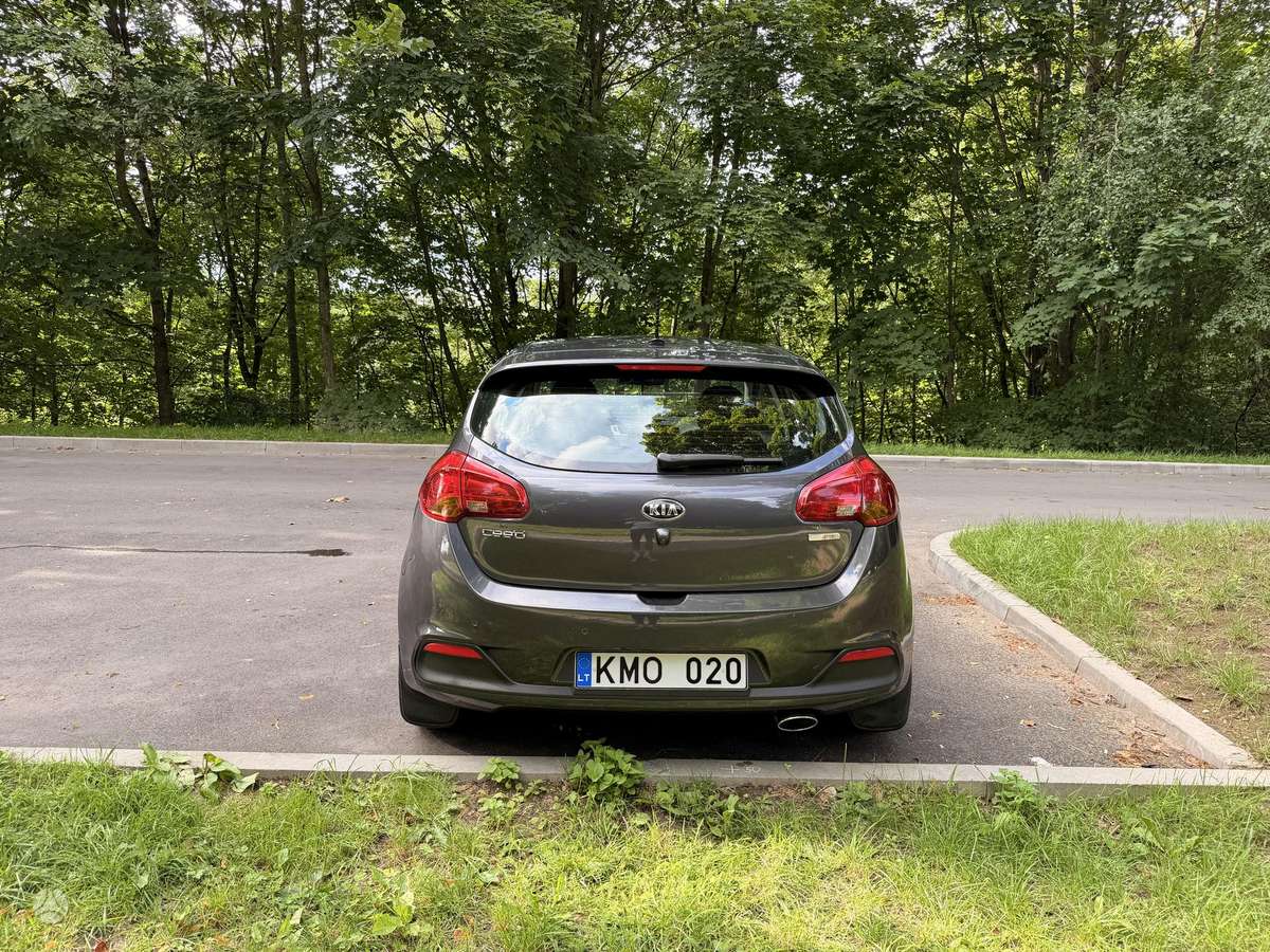 Kia Ceed, 1.6 l., hatchback
