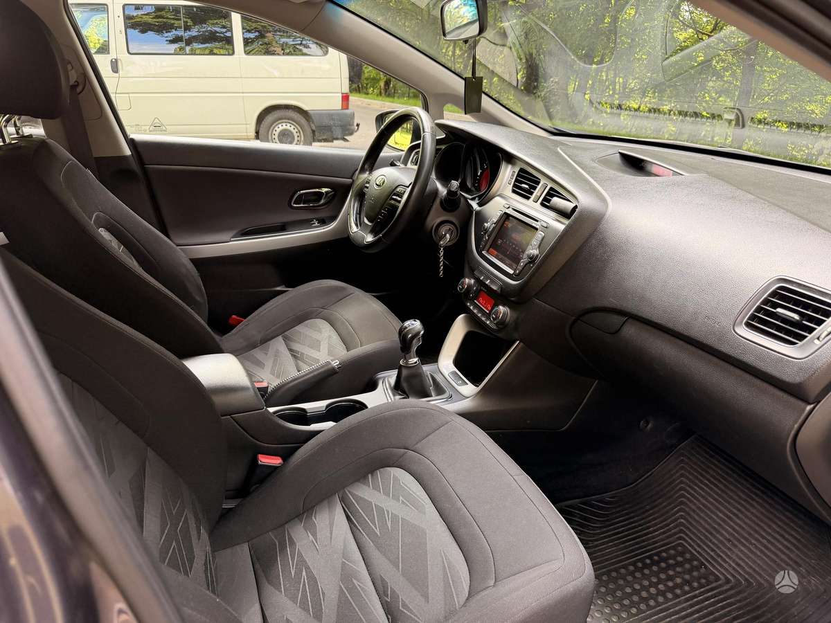 Kia Ceed, 1.6 l., hatchback