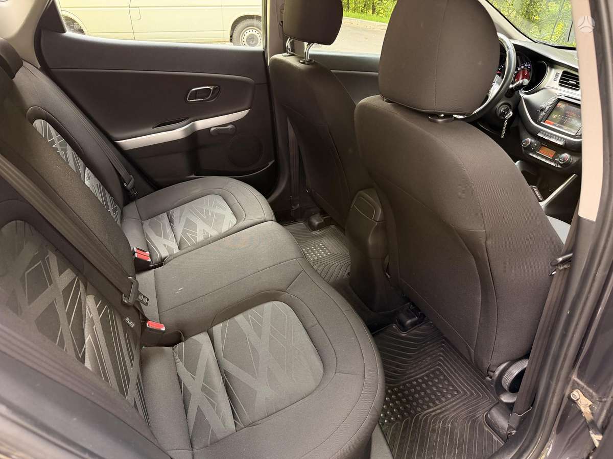 Kia Ceed, 1.6 l., hatchback