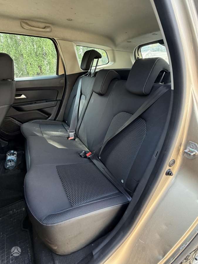 Dacia Duster, Внедорожник / Кроссовер