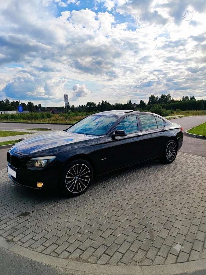 BMW 730, 3.0 l., Седан