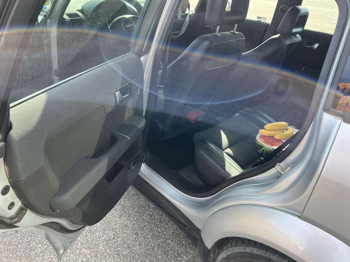 Audi A2, 1.4 l., mpv / minivan
