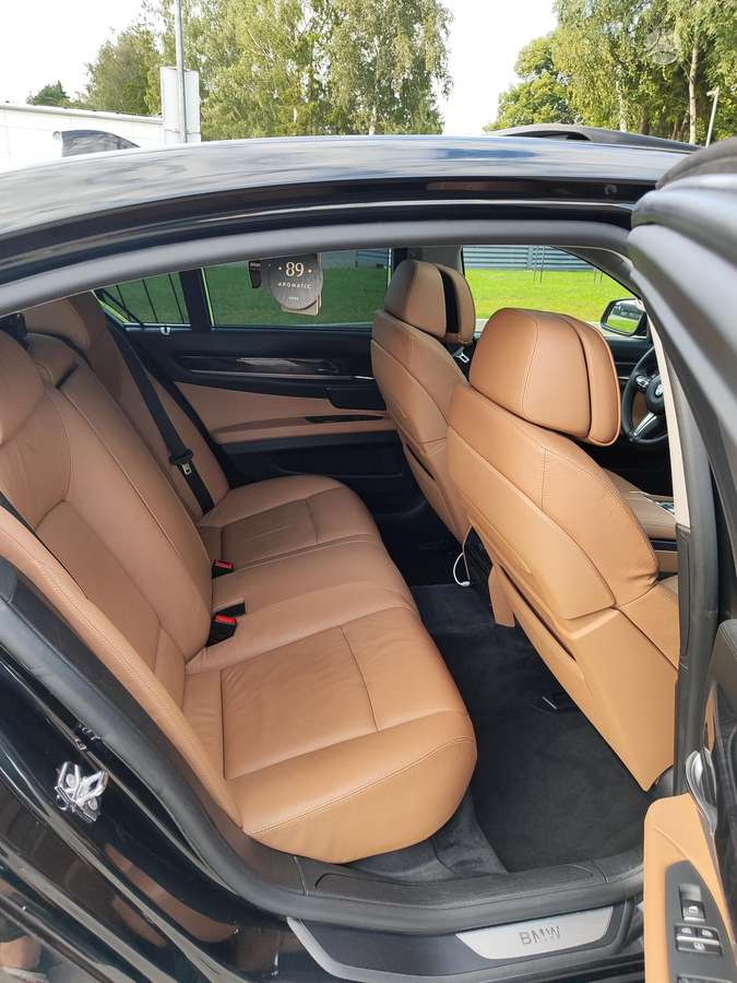 BMW 730, 3.0 l., Седан