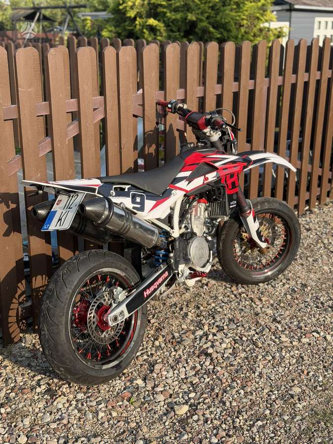 Husqvarna SM 501cc, supermoto