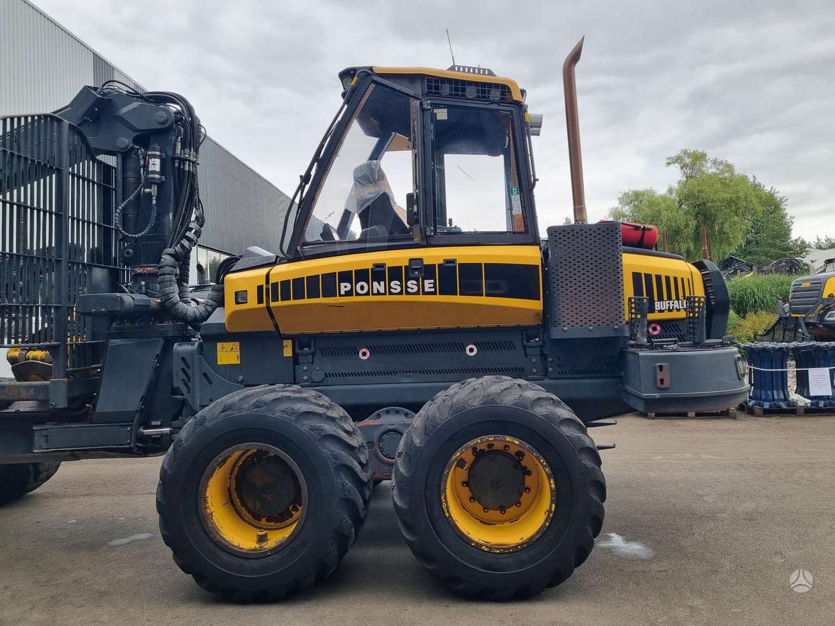 Ponsse Buffalo, forwarders