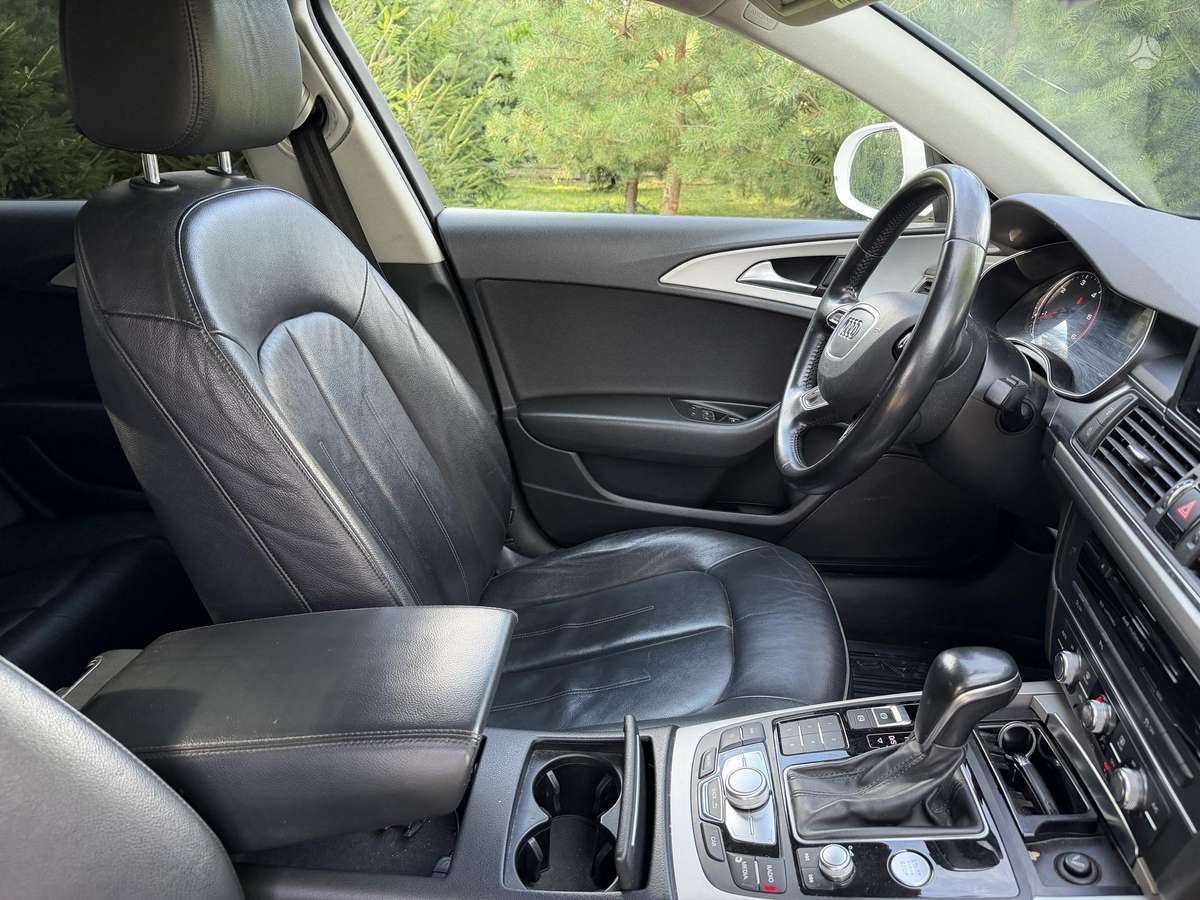 Audi A6, 2.0 l., Седан