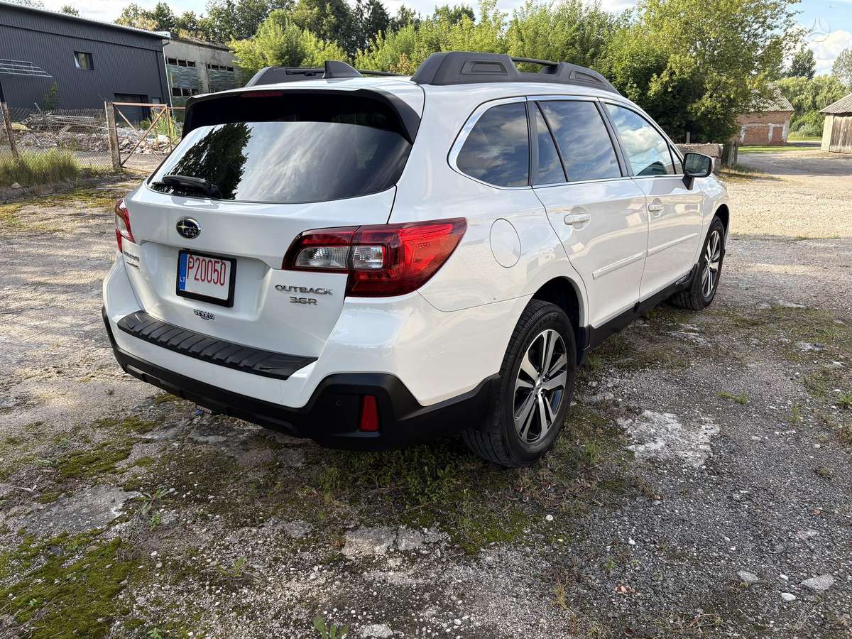 Subaru Outback - 3