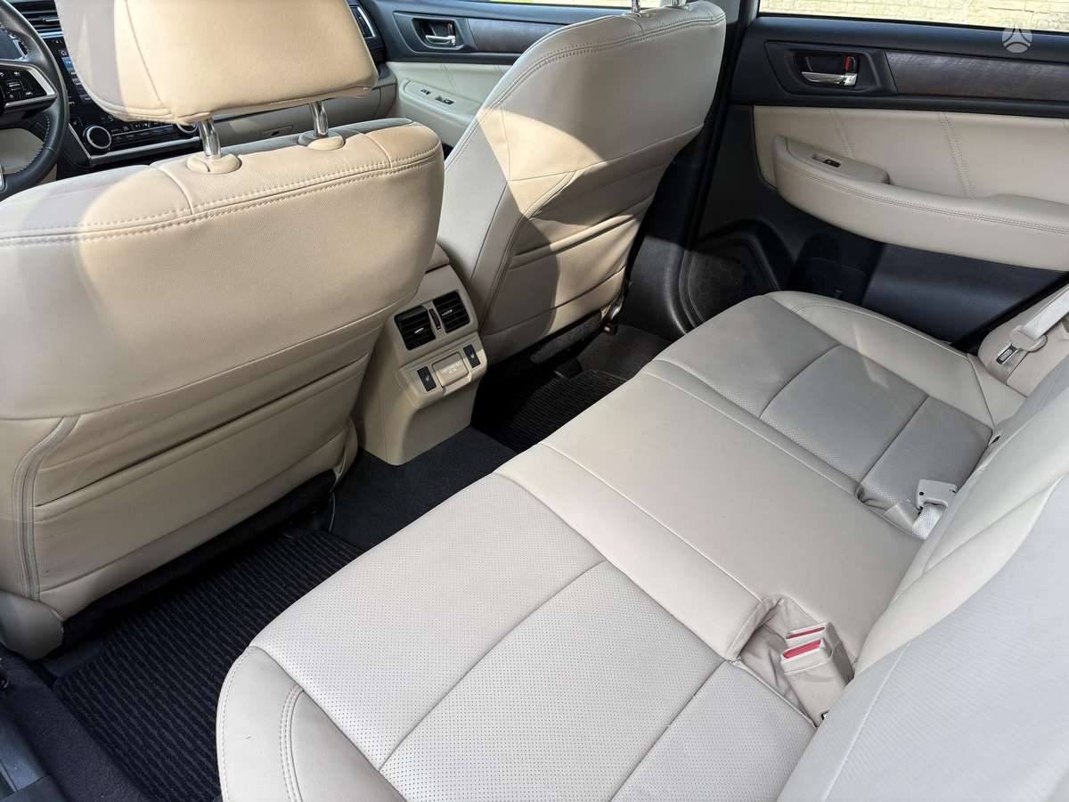 Subaru Outback - 12