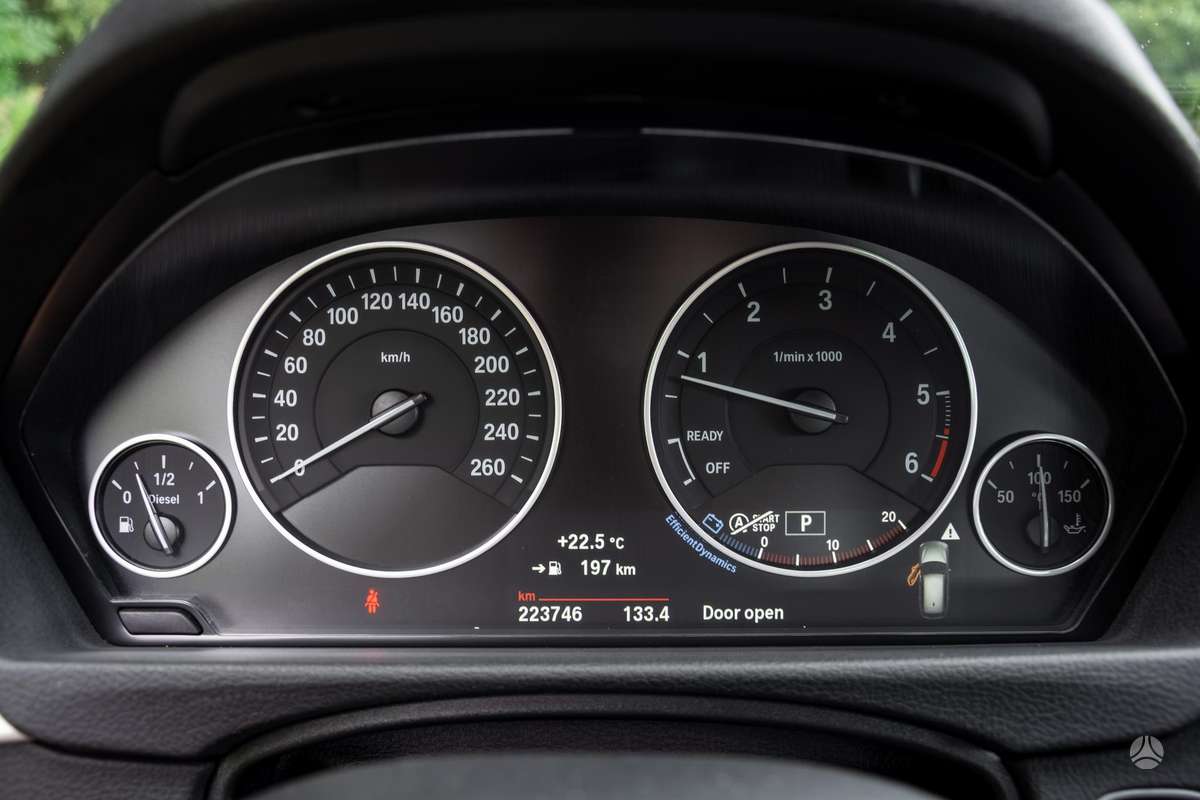 BMW 320, 2.0 l., wagon